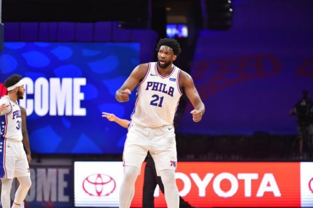 世界杯手机高清观看软件-76人开局火热恩比德日趋成熟 看齐J博士目标MVP